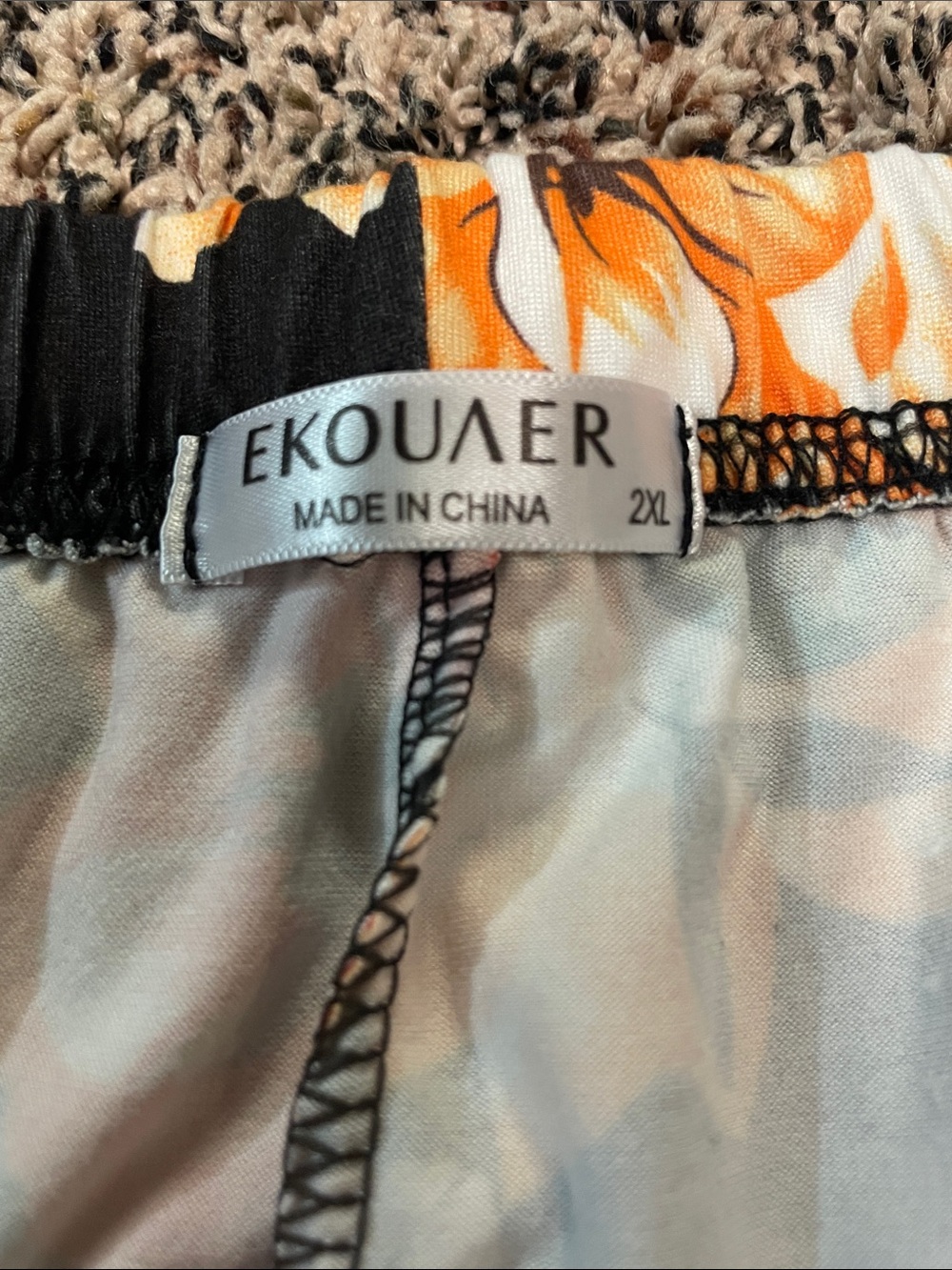Floral V-Neck Sleep Set in Black with Red & Orange Flowers Plus Size 2X | EUC - Picture 3 of 5